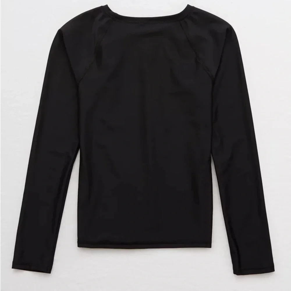Aerie Real Me Rash Guard Black Ling Sleeve - Picture 3 of 3